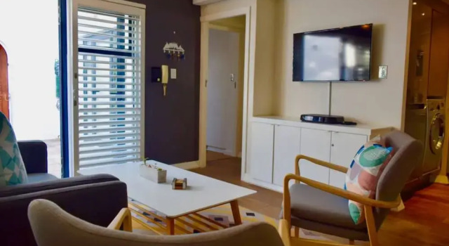 Modern 2 Bedroom Townhouse in Green Point, Забронировать Отель Отели Кейптауна 3 звезды, рядом с Гора Сигнал-Хилл, 3*
