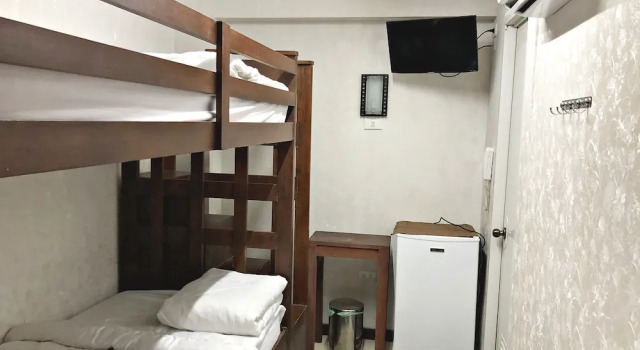 Трёхместный номер Standard Blue Paseo Grande Inn