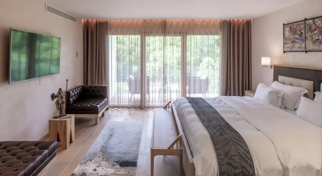 Люкс Deluxe Auberge Saint Walfrid Hôtel Restaurant & Spa