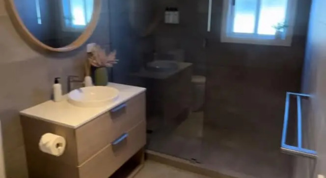 Семейные апартаменты Port Vincent Motel & Apartments
