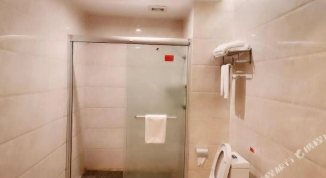 Jiangdong Yujin Holiday Hotel (Dongguan Gedi Metro Station), Rezervasyon Otel Guangdong otoparklı oteller, Otopark