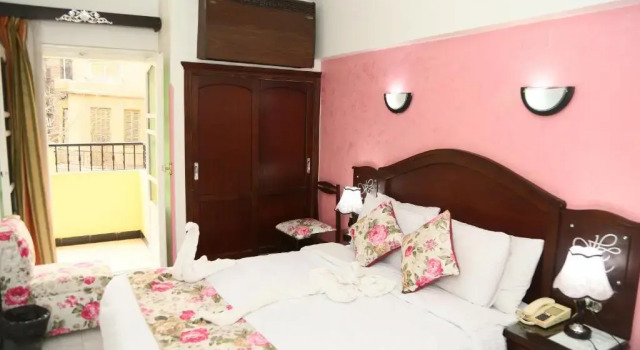 Номер Economy Happy City Hotel