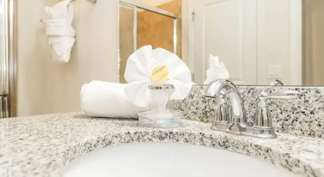 Коттедж Spacious, Perfect Home for Orlando Getaway, Large Pool and Gameroom! #5st441