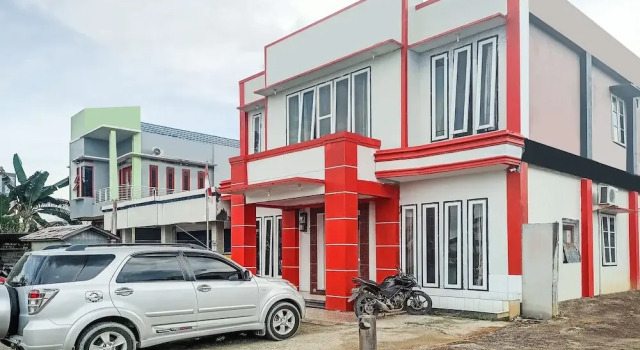 Hotel O Lima Dara, Rezervovat Hotel Hotely v Kalimantan s parkováním, Parkování