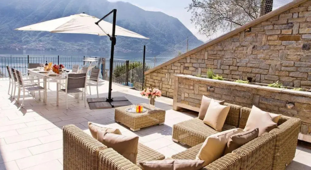 Апартаменты Apartment 5 - Overlooking Isola Comacina. Spacious Living Ideal For Families Of Up To 10