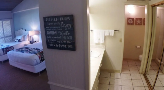 Четырёхместный номер Standard Kaanapali Ocean Inn