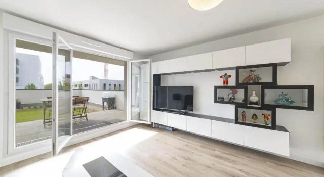 Bel appartement moderne avec jardin - terrasse, Rezerwuj Apartament Angers 