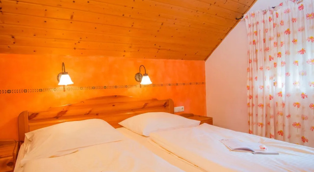 Holmernhof Dreiquellenbad Camping, Reserva ahora Camping Camping y glamping en Baden-Wurtemberg, Camping