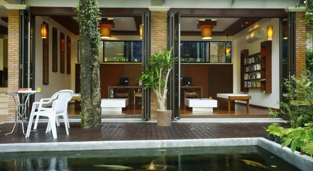 Khaolak Bay Front Resort