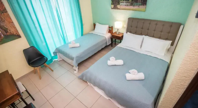 Номер Standard SeaFront Stone Suites