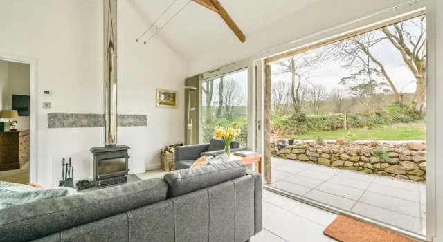 Cosy Rural Barn with Private Garden & Forest - The Cart Barn, Rezervați Hotel Tavistock Dartmoor