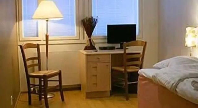Hotel Alexander, Забронировать Отель Отели Центральной Финляндии с парковкой, Парковка