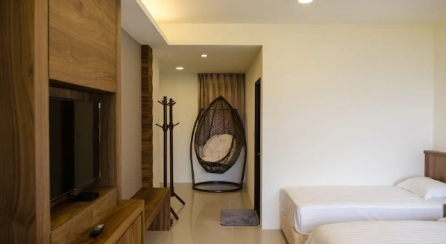 Трёхместный номер Comfort Hola sea view B&B