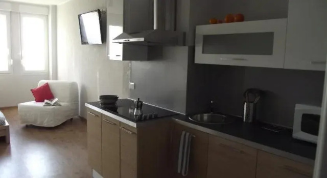 Residence Campanelle 54, Забронировать Отель Триест Венеция-Джулия, рядом с Стадион Нерео Рокко