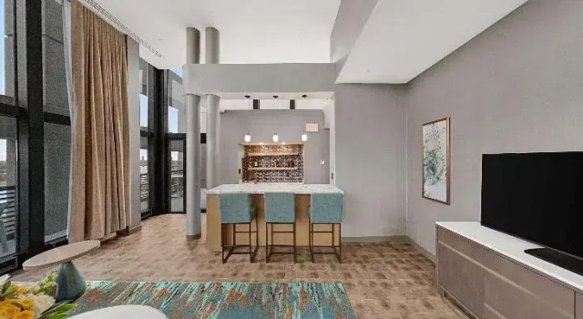 Люкс Hilton Garden Inn Toledo Downtown