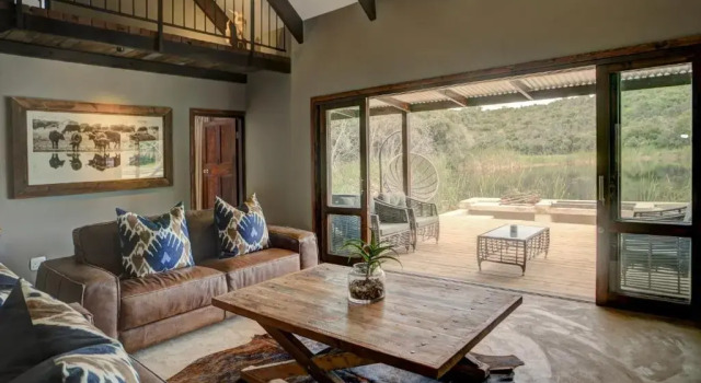 Вилла с 3 комнатами Botlierskop Bush Villas