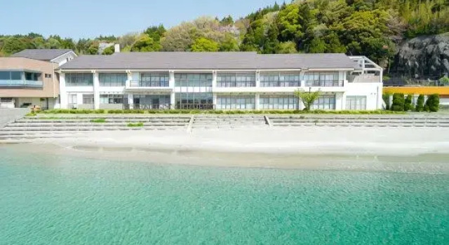 Sado Seaside Resort & Spa, Забронировать Курортный отель Садо Садо