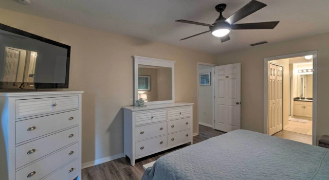 Коттедж с 4 комнатами Breezy Gulf Coast Getaway ~ 4 Mi to Beach Park