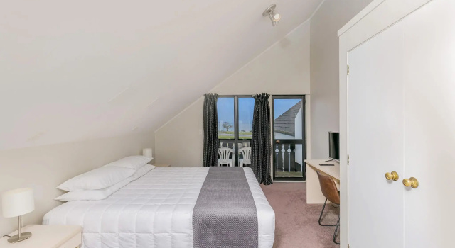 Номер Superior Le Chalet Suisse Motel Taupo