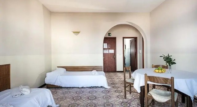 Четырёхместный номер Standard с балконом Residence Villa Liliana