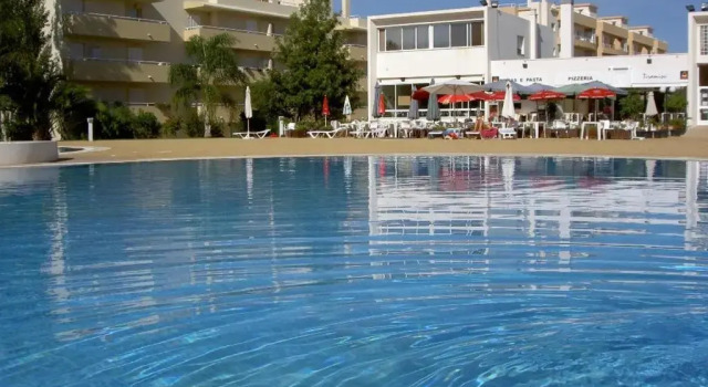 Апартаменты с 2 комнатами Sunny Apartment Al-Sakia, Quarteira, Vilamoura