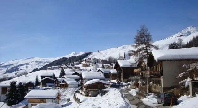 Casa Cristina, Buchen Sie Hotel Morissen Schweiz