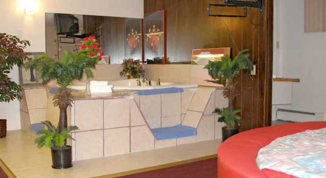 Driftwood Suites, Buchen Sie Hotel Kenmore Buffalo