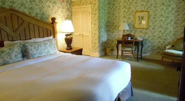 Poplar Springs Inn & Spa, Забронировать Курортный отель Отели Хеймаркет 3 звезды, 3*