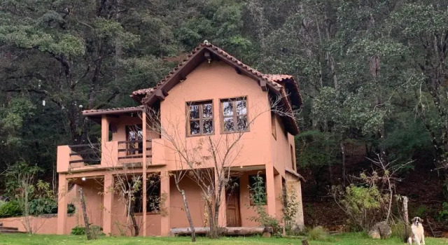 Шале CORTIJO LA CASONA & Bungalow al Pie de la Montaña