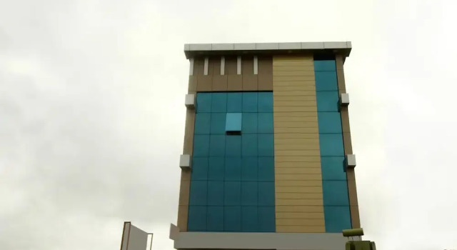 OYO 14360 Park Inn