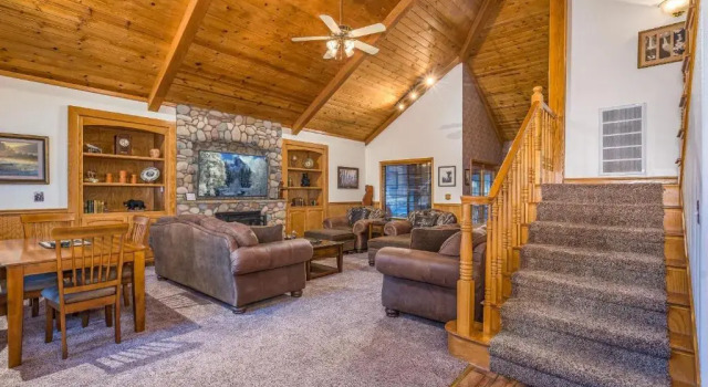 Rock Front Lodge