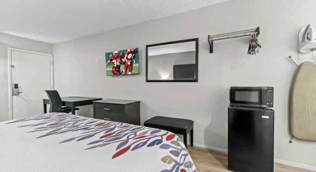Номер Superior Red Roof Inn Panama City Beach