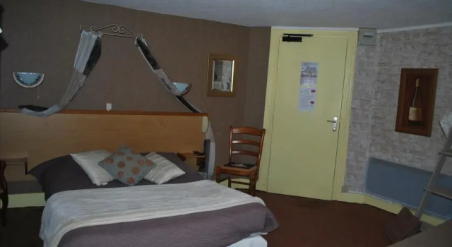 Hotel de France, Забронировать Отель Бопро Замок Пюи-дю-Фу