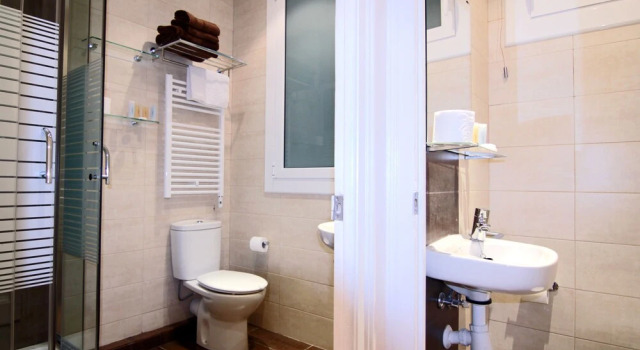 Апартаменты с 3 комнатами с балконом ClassBedroom Eixample Free Apartments