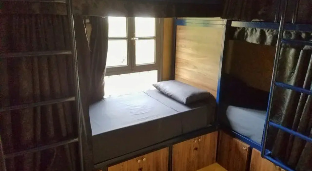 Essaouira Youth Hostel & Social Travel, Забронировать Хостел Отели Марракеш-Тенсифт-Эль-Хауз с парковкой, Парковка