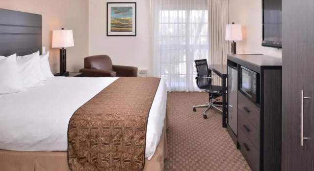Двухместный номер Deluxe с балконом Best Western Capistrano Inn
