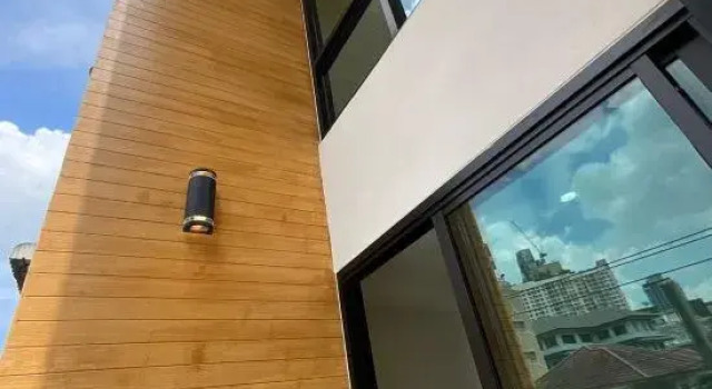 Stylish Modern Home 4Bedroom 7Bed 200m BTS PhraKhanong, 10min ThongLo, Забронировать Отель Отели Бангкока 4 звезды, рядом с Станция надземного метро Phra Khanong, 4*