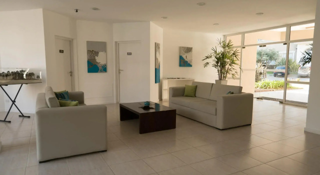 Departamentos SEA POINT By D&G, Rezerwuj Hotel Hotele w Buenos Aires z basenem, Basen