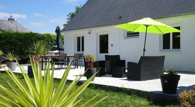 Коттедж Comfortable Bungalow, Pink Granite Coast
