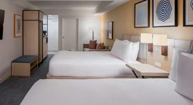 Четырёхместный номер Standard с балконом и с видом на океан Hilton Garden Inn Dana Point Doheny Beach