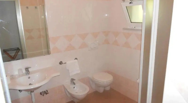 Трёхместный номер Standard с балконом Villa Angela Hotel & Spa