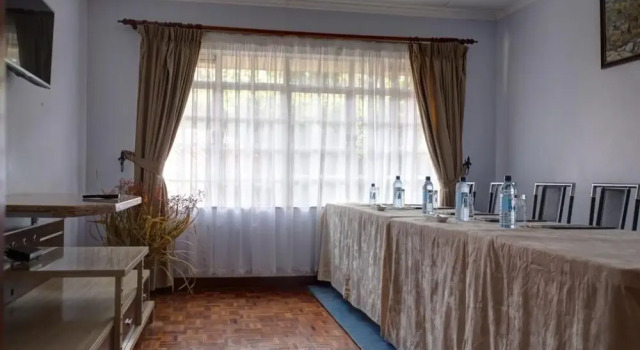 Adies Garden Suites, Buchen Sie Pension Nairobi CBD Nairobi, in der Nähe von US-Botschaft