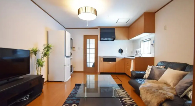 Kyoto GuestHouse OMOTENASHI, Забронировать Отель Отели в центре Киото, в центре, Парковка