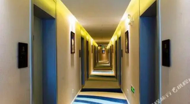 Двухместный люкс Business Super 8 (Beijing West Balizhuang Road)