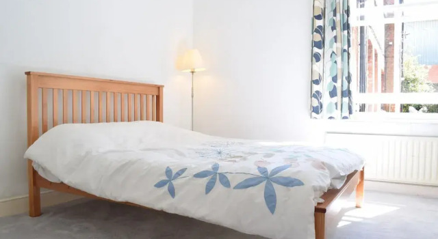 Stunning 2 Bedroom Flat In Balham With Private Garden, Забронировать Апартаменты/квартира Апартаменты Лондона, рядом с Клапхем Саут, Апартаменты/квартира