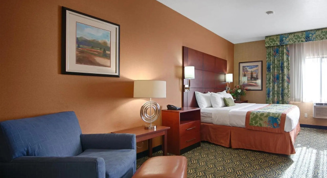 Номер Standard Best Western PLUS Fresno Inn