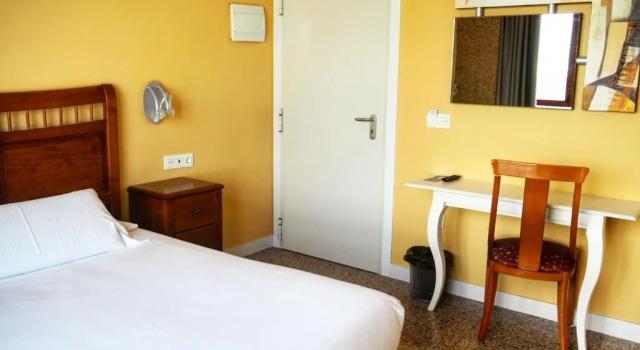 Одноместный номер Standard Hotel Humanes