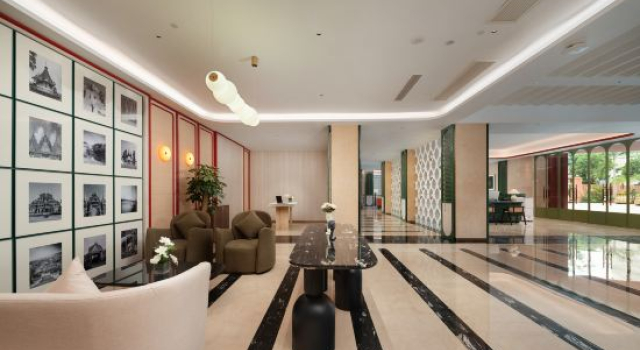 Yunfeng Tingshang · Garden Hotel (Xishuangbanna Jinghong Mannongfeng Mengle Great Buddha Temple), Prenota Hotel Hotel a Yunnan con piscina, Piscina