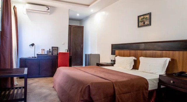 Номер Standard Residences Feto II