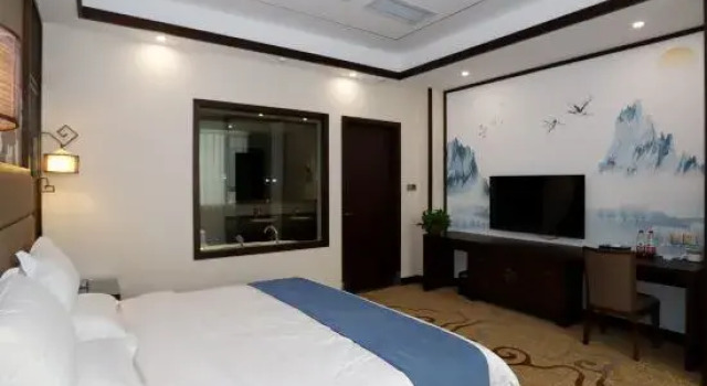 Люкс Business Qingxu Zhongtang Holiday Hotel